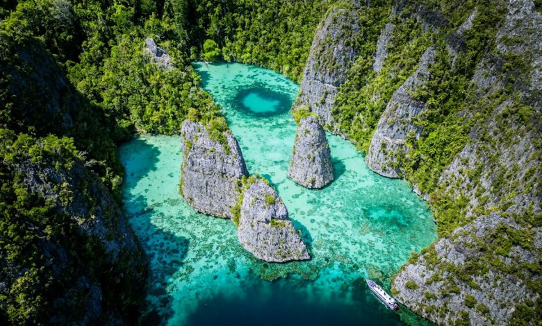 Swan Hellenic Charts a Bold New Course in Asia Swan Hellenic Charts a Bold New Course in Asia
