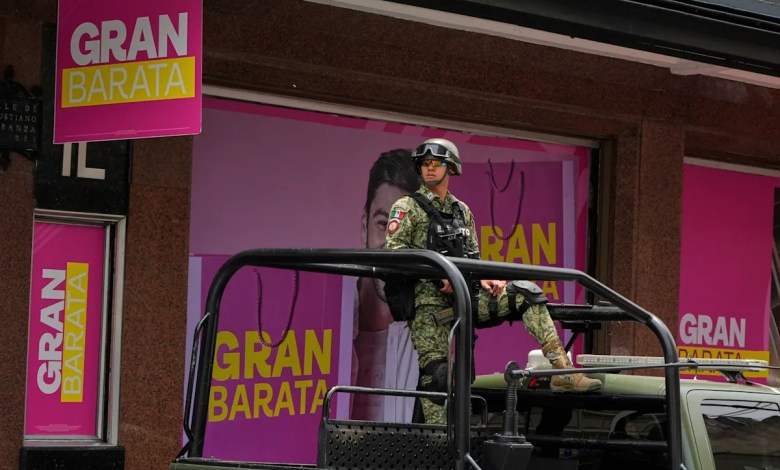 Closed his shop after the years of the threats. Why is Mexican’s pitching problem begin to get worse Closed his shop after the years of the threats. Why is Mexican’s pitching problem begin to get worse