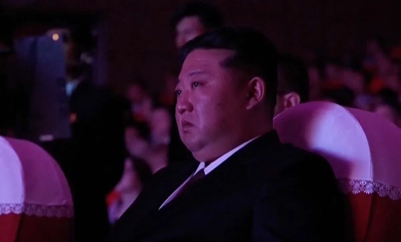 Kim Jong-U is crying soldiers to kill Putin Kim Jong-U is crying soldiers to kill Putin