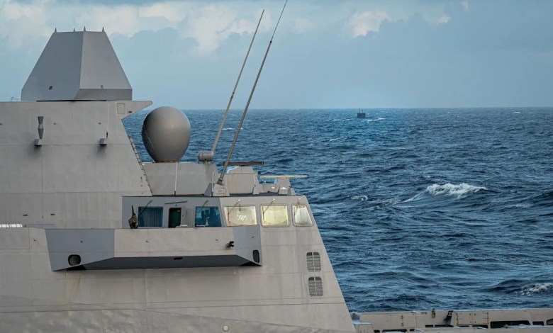 The French Fishing Trawler came to ‘face to face’ with Russian Sub The French Fishing Trawler came to ‘face to face’ with Russian Sub