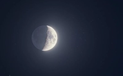 The moon shines with a swarm of stars on May 21 as Jupiter, Venus and Mercury line-up nearby The moon shines with a swarm of stars on May 21 as Jupiter, Venus and Mercury line-up nearby