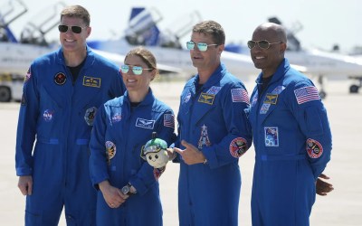 Artemis II astronauts arrive at Florida launch site for first moon trip in 53 years Artemis II astronauts arrive at Florida launch site for first moon trip in 53 years