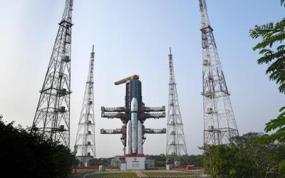 Watch Indian rocket launch record-breaking BlueBird 6 smartphone satellite to orbit tonight Watch Indian rocket launch record-breaking BlueBird 6 smartphone satellite to orbit tonight