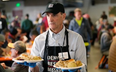 Why doing good also makes us feel good, during the holidays and beyond Why doing good also makes us feel good, during the holidays and beyond