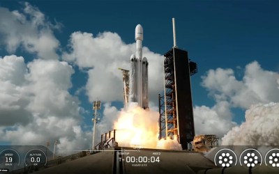SpaceX launches Falcon Heavy rocket carrying powerful satellite SpaceX launches Falcon Heavy rocket carrying powerful satellite