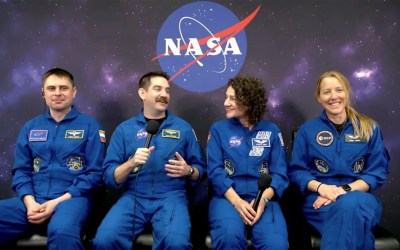New space station crew eager for Wednesday launch New space station crew eager for Wednesday launch