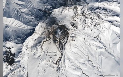 Satellite spies one of Russia's most active volcanoes melting snow from the inside out Satellite spies one of Russia's most active volcanoes melting snow from the inside out