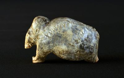 Symbols found carved into 40,000-year-old artifacts may be precursor to writing Symbols found carved into 40,000-year-old artifacts may be precursor to writing