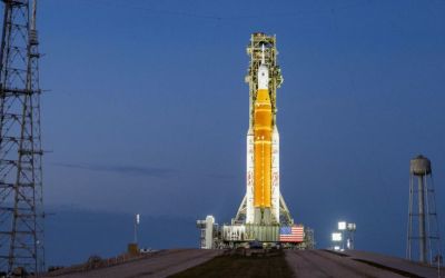 Unanimous vote in risk assessment clears way for 4 astronauts to launch on moon mission Unanimous vote in risk assessment clears way for 4 astronauts to launch on moon mission