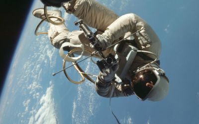 Would you go to the moon? Board an alien spacecraft? What nearly 80 years of polls say about US attitudes on space Would you go to the moon? Board an alien spacecraft? What nearly 80 years of polls say about US attitudes on space