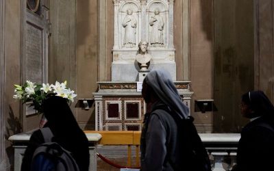 Italy basilica bust re-attributed to Michelangelo after centuries in obscurity Italy basilica bust re-attributed to Michelangelo after centuries in obscurity