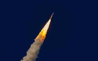 Lucky airplane passengers capture NASA's Artemis 2 moon launch from the sky Lucky airplane passengers capture NASA's Artemis 2 moon launch from the sky