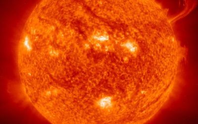 Magnetic avalanches on the sun reveal the hidden engine powering solar flares Magnetic avalanches on the sun reveal the hidden engine powering solar flares