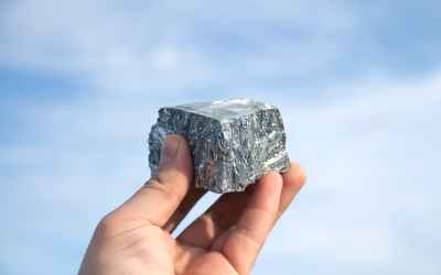 Zinc is a metal essential to life – scientists have discovered a protein that helps keep cells alive when zinc levels are low Zinc is a metal essential to life – scientists have discovered a protein that helps keep cells alive when zinc levels are low