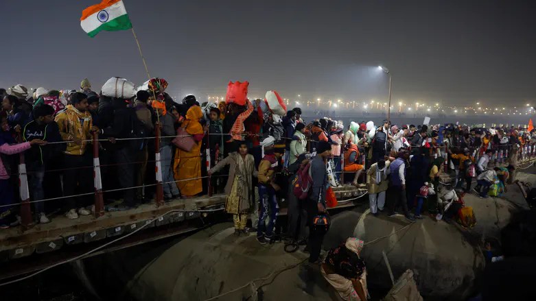 India: At least 15 dead in stampede at religious festival India: At least 15 dead in stampede at religious festival