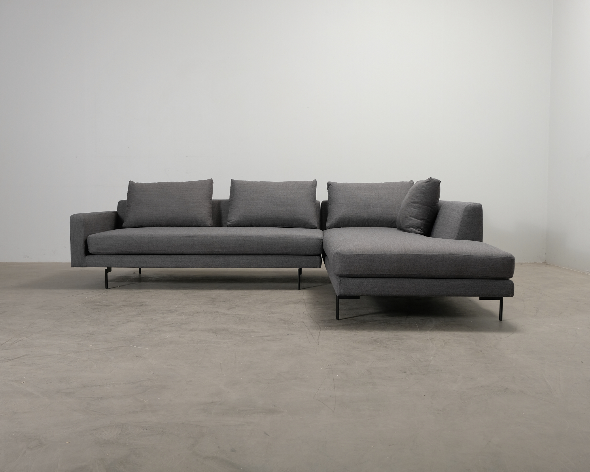 Wendelbo Edge V2 4-sits hörnsoffa grå