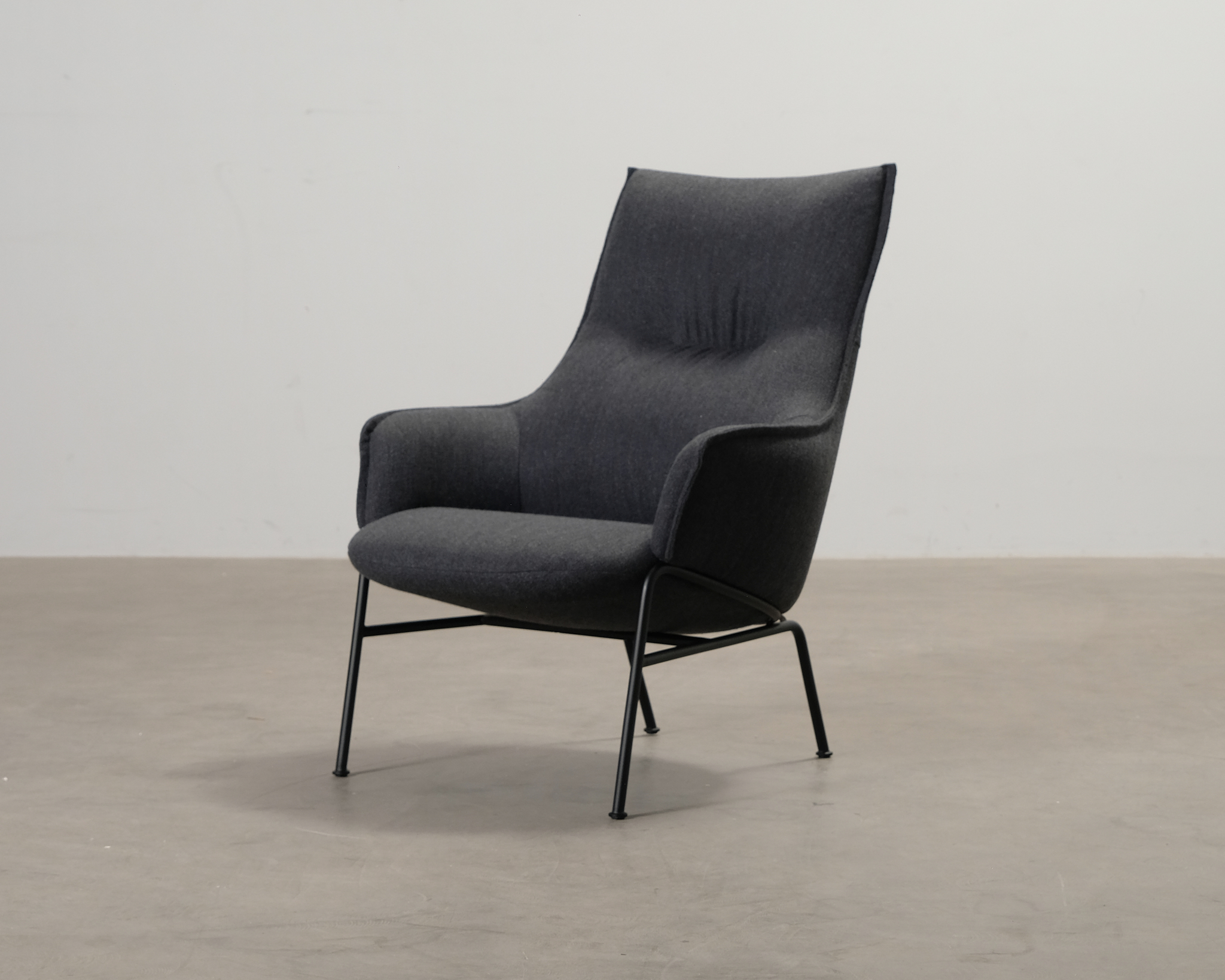 Wendelbo Aloe fåtölj mörkgrå