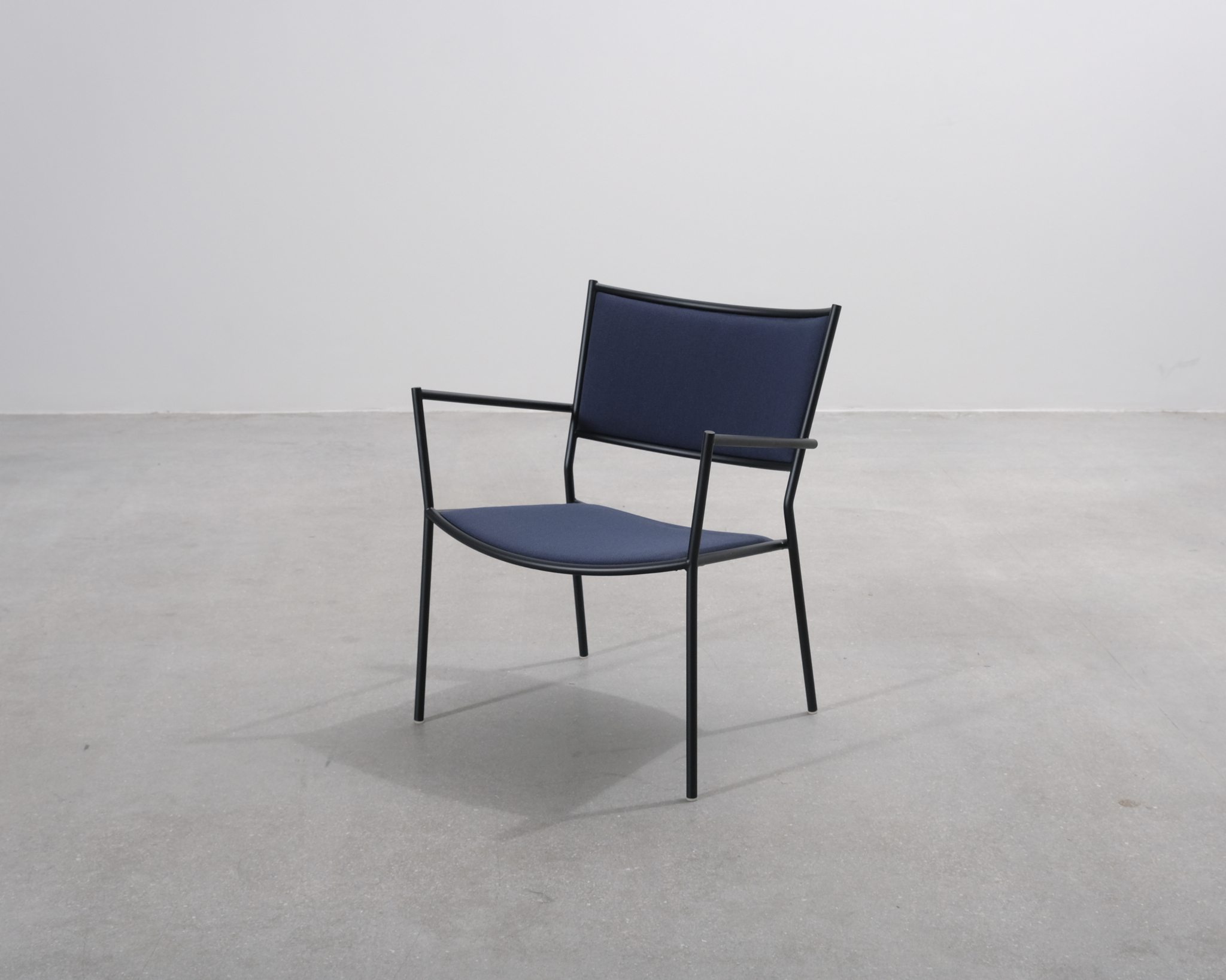 Massproductions Jig Easy fåtölj mörkblå