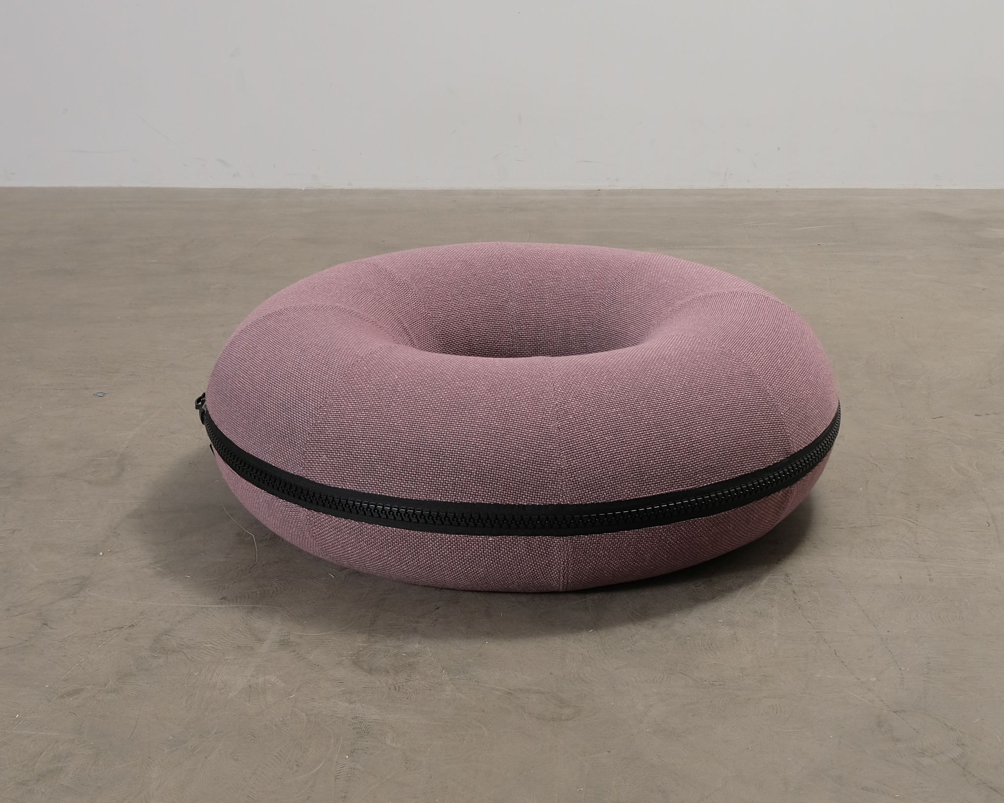 LoOok Industries Giant Donut fåtölj