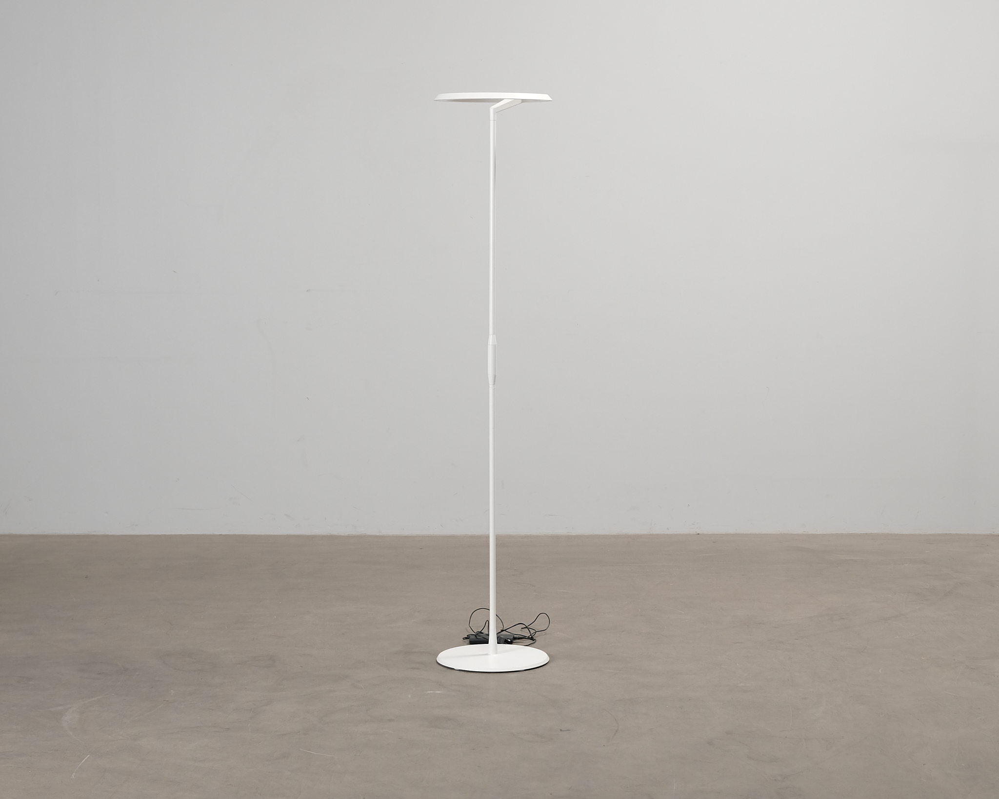 Wästberg w126 golvlampa vit