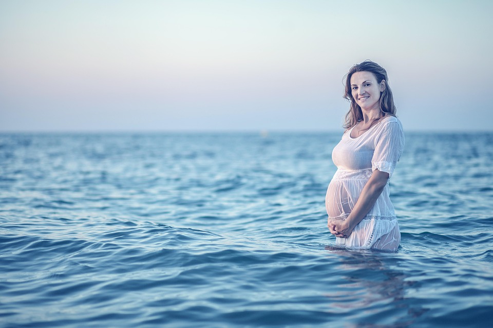 The Mindful Mama: Finding Joy in the Journey of Motherhood The Mindful Mama: Finding Joy in the Journey of Motherhood