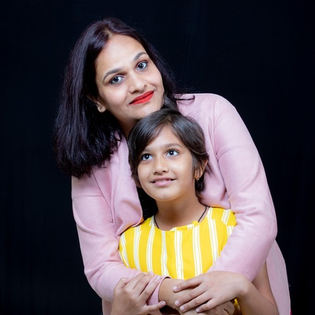 Mindful Mothering: Nurturing Yourself While Nurturing Your Child Mindful Mothering: Nurturing Yourself While Nurturing Your Child
