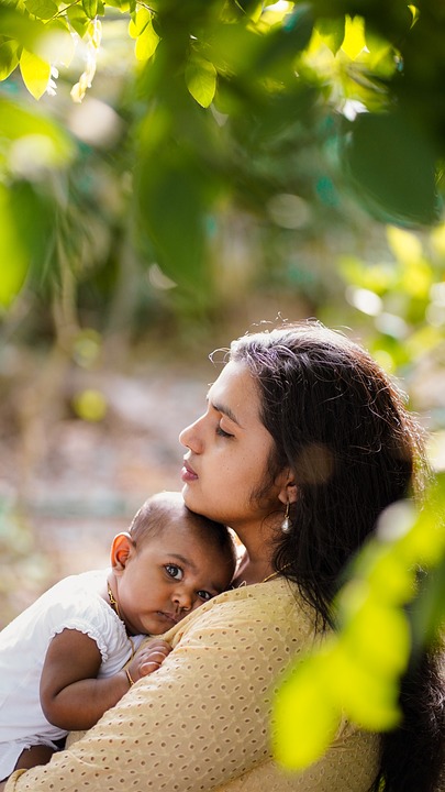Mindful Motherhood: Strategies for Achieving Balance in Busy Lives Mindful Motherhood: Strategies for Achieving Balance in Busy Lives