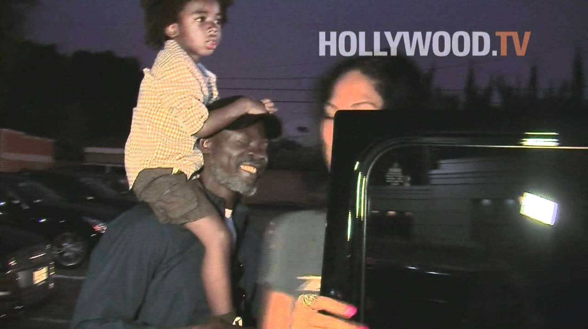 Kimora Lee Simmons, Djimon Hounsou, and family leaving Matsuhisa Kimora Lee Simmons, Djimon Hounsou, and family leaving Matsuhisa