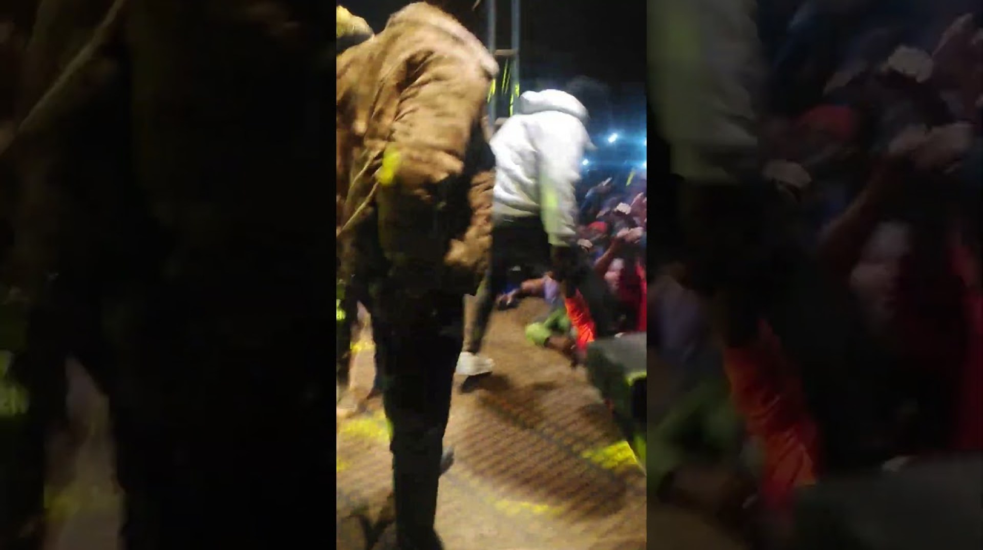 ALIEN SKIN SHUTS DOWN KABALE BUBI NYOOO #uganda #ugandatoday #dancehall #reggae #musicperformance ALIEN SKIN SHUTS DOWN KABALE BUBI NYOOO #uganda #ugandatoday #dancehall #reggae #musicperformance