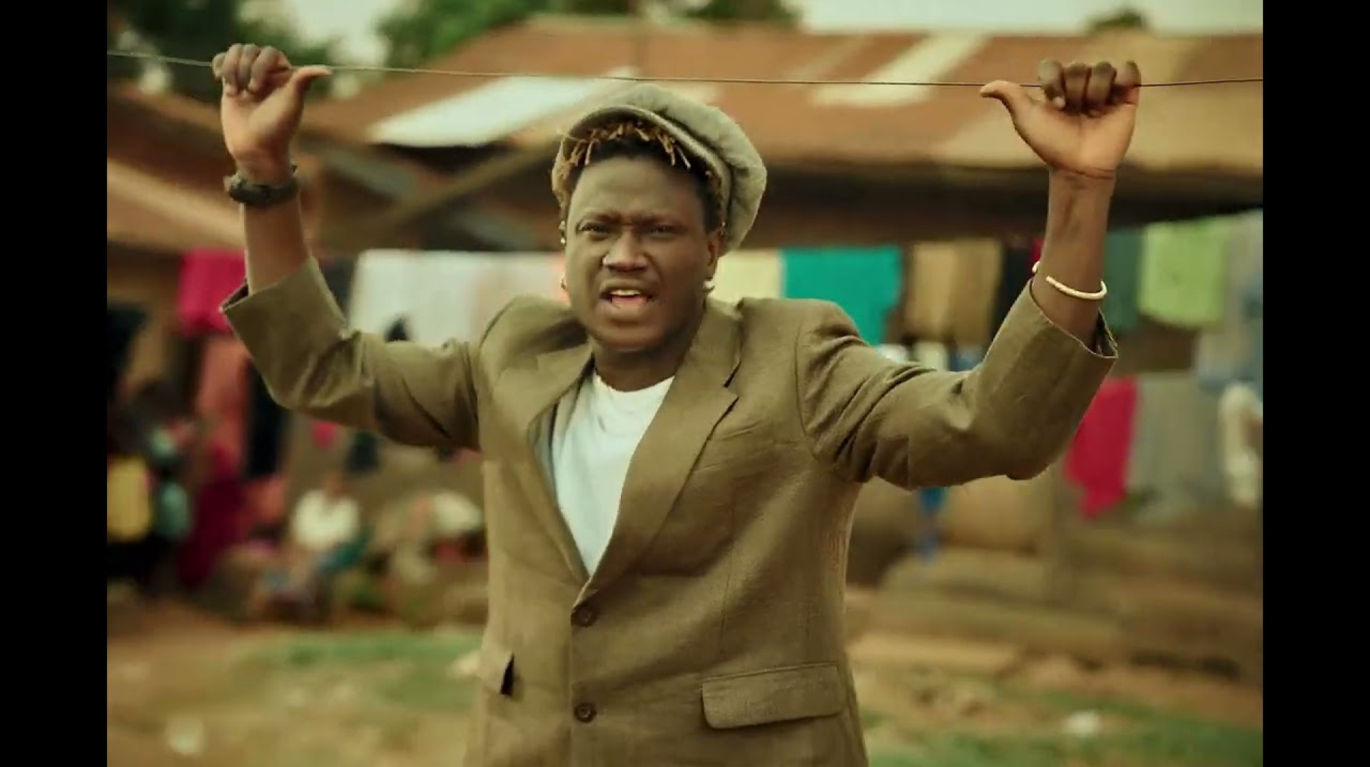 Ngenda Gamba Maama Wo – Gravity Omutujju (official music video) Ngenda Gamba Maama Wo – Gravity Omutujju (official music video)