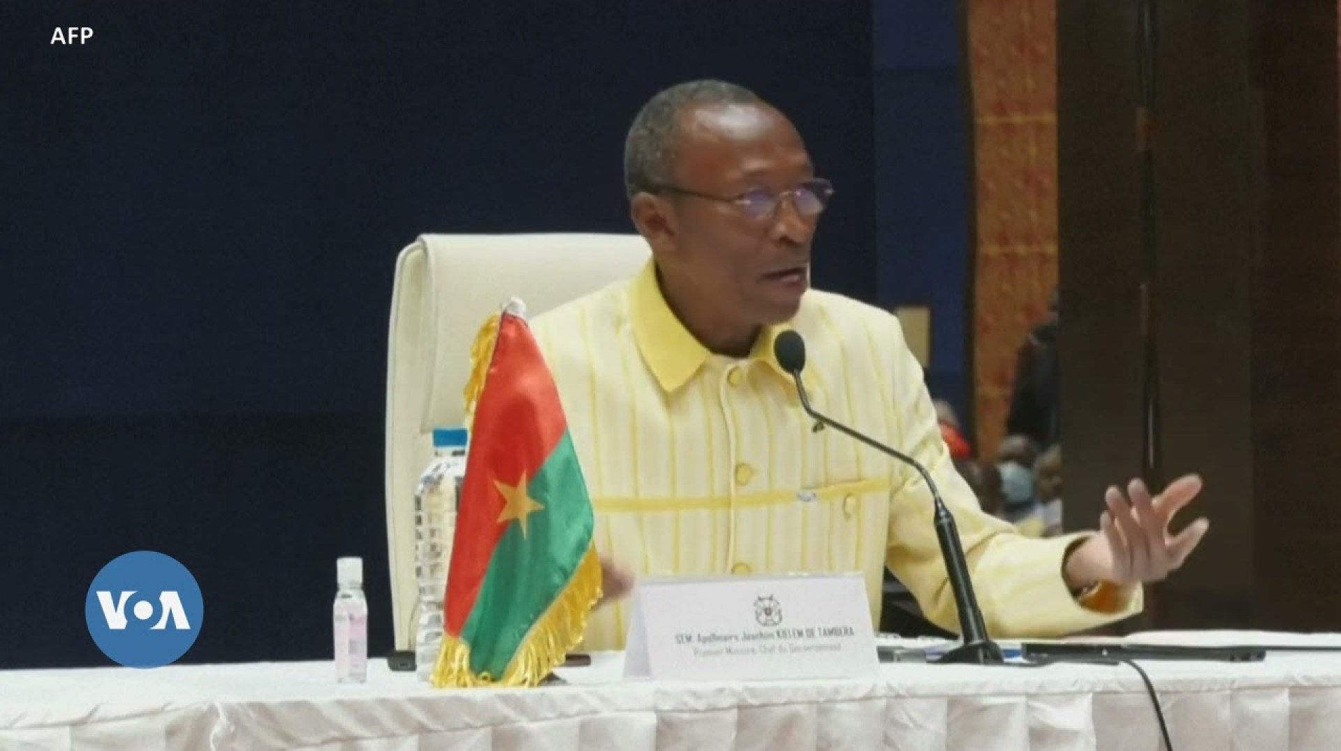 Burkina faso Capitaine Ibrahim Traore ye dansigi minisiri nyɛmaa Appolinaire de Tambèla ka baara la Burkina faso Capitaine Ibrahim Traore ye dansigi minisiri nyɛmaa Appolinaire de Tambèla ka baara la