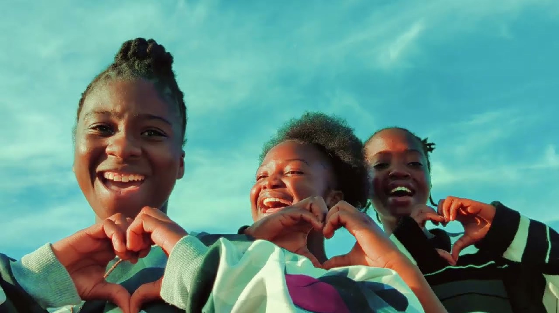 DJ Ngwazi – Fake Love (Feat.Dr Tawanda & Nelcy B ) (Visualizer) DJ Ngwazi – Fake Love (Feat.Dr Tawanda & Nelcy B ) (Visualizer)