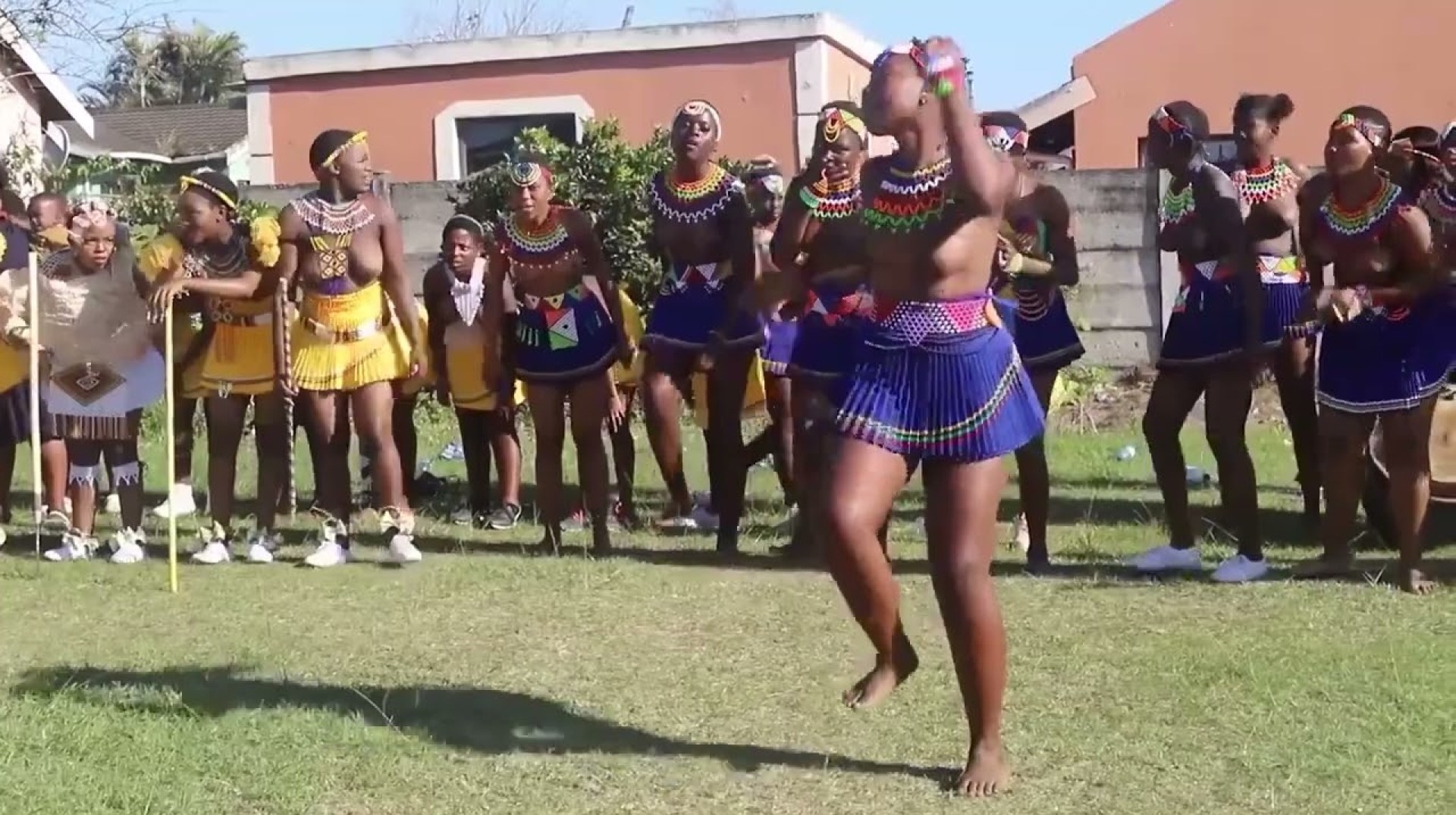 South African Girls Zulu dance South African Girls Zulu dance