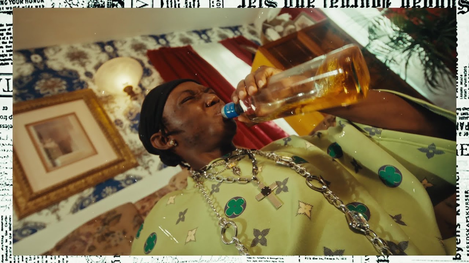 Chella – Nyash Na Nyash (Remix) (Official Video) (feat. @YoungJonn ) Chella – Nyash Na Nyash (Remix) (Official Video) (feat. @YoungJonn )