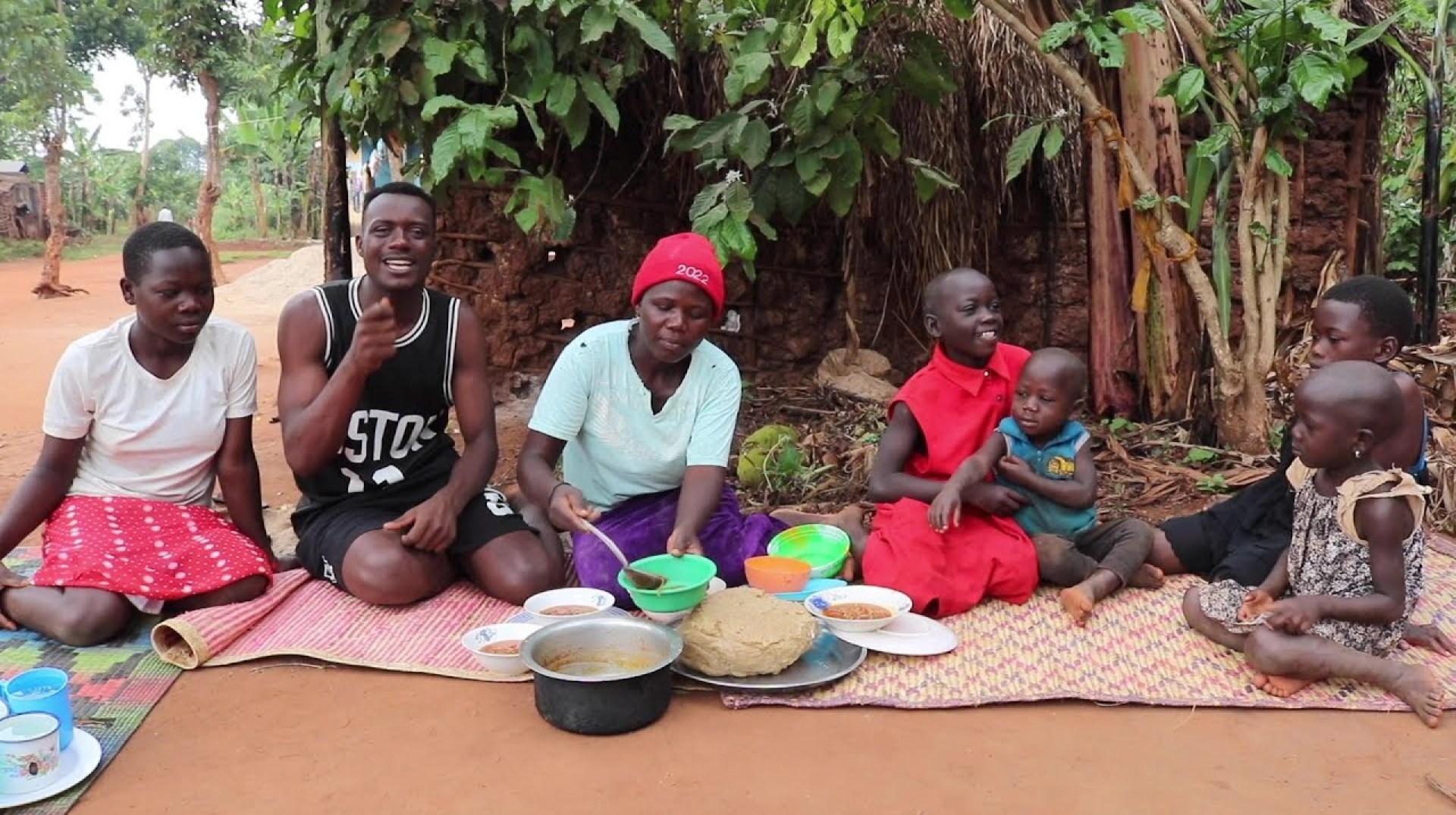 Cooking the most delicious food in village of Uganda || Uganda food Tour Cooking the most delicious food in village of Uganda || Uganda food Tour