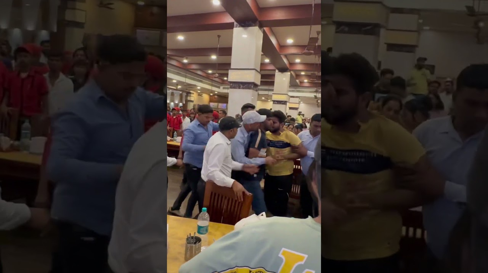 Famous Dhaba Of Murthal Amrik Sukhdev Ki Gundagardi #travelling #dhabastyle #fight #nomercy #verybad Famous Dhaba Of Murthal Amrik Sukhdev Ki Gundagardi #travelling #dhabastyle #fight #nomercy #verybad