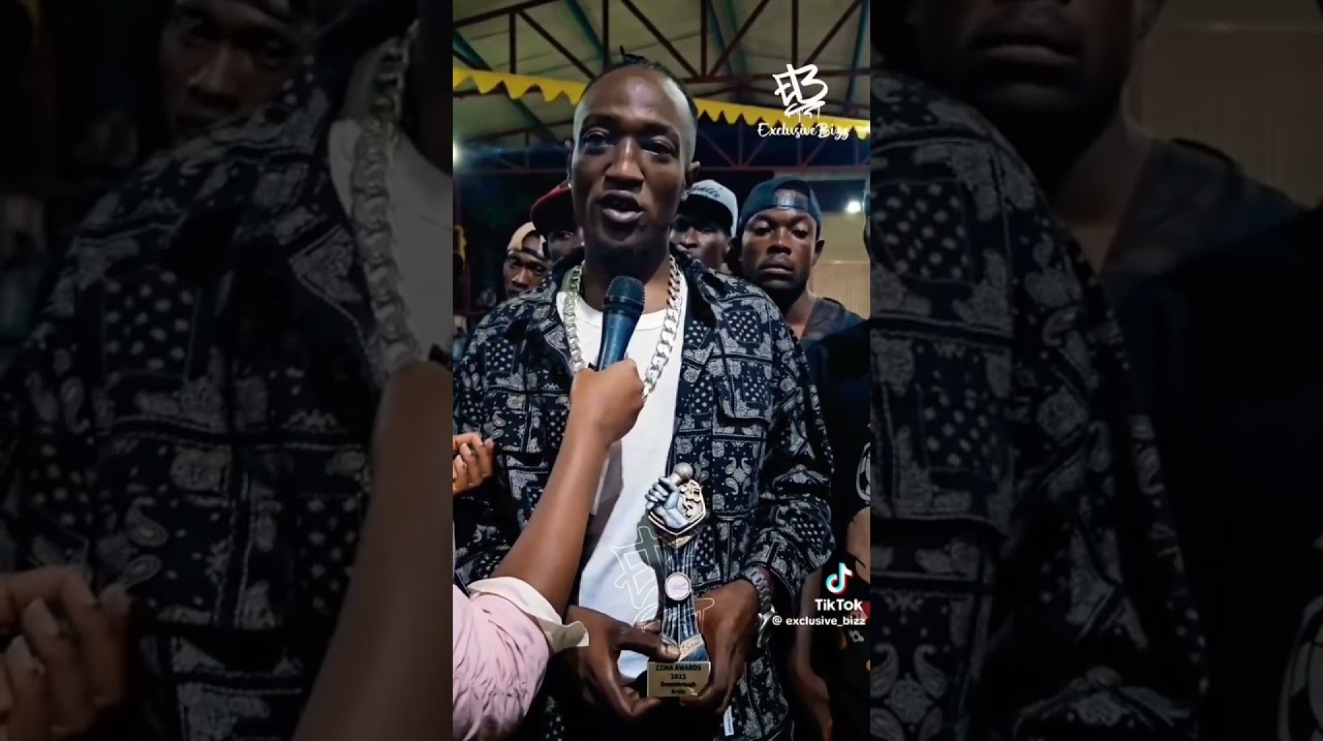 Fik Gaza Won Breakthrough Artist#fikgaza #awards #bobiwine #uganda #ugandanmusic #alienskin #winner Fik Gaza Won Breakthrough Artist#fikgaza #awards #bobiwine #uganda #ugandanmusic #alienskin #winner