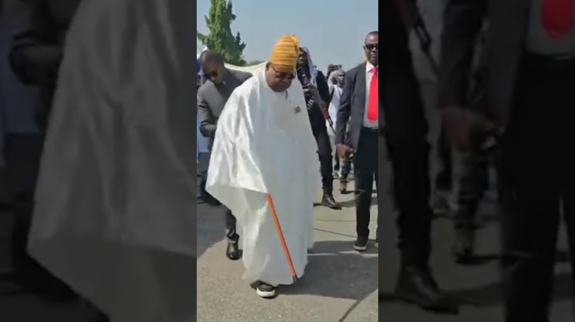 GOVERNOR THRILLS FANS WITH DANCE #Ademola Adeleke #Governor #Osun #Nigeria #thrills #fans #dance GOVERNOR THRILLS FANS WITH DANCE #Ademola Adeleke #Governor #Osun #Nigeria #thrills #fans #dance