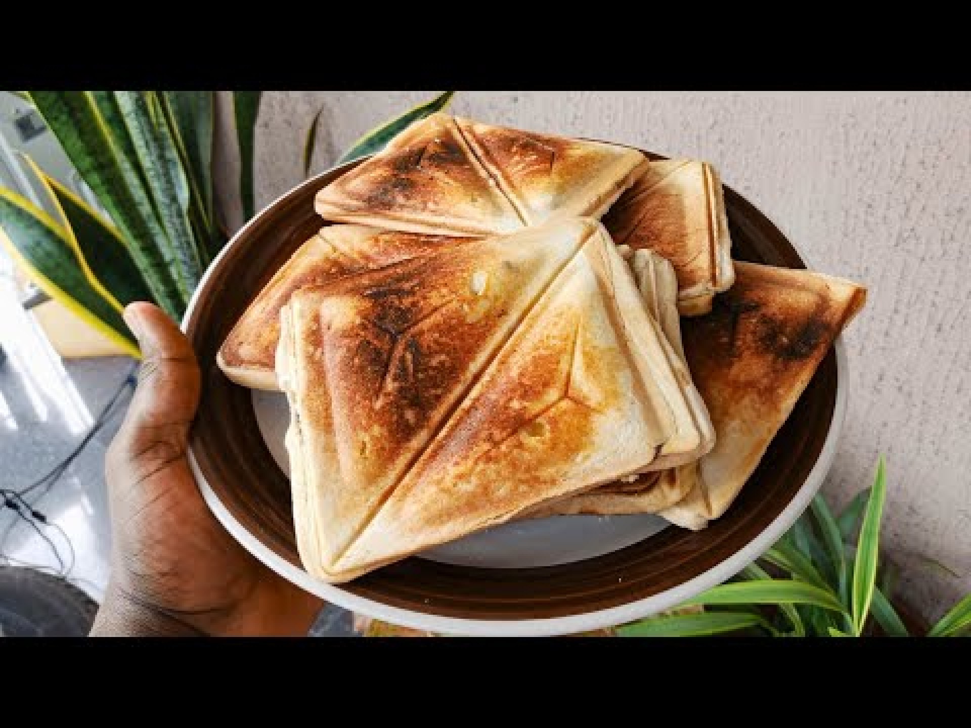 How To Make Toasted Bread Sandwich| Breakfast Idea| Nigerian Breakfast Recipe How To Make Toasted Bread Sandwich| Breakfast Idea| Nigerian Breakfast Recipe