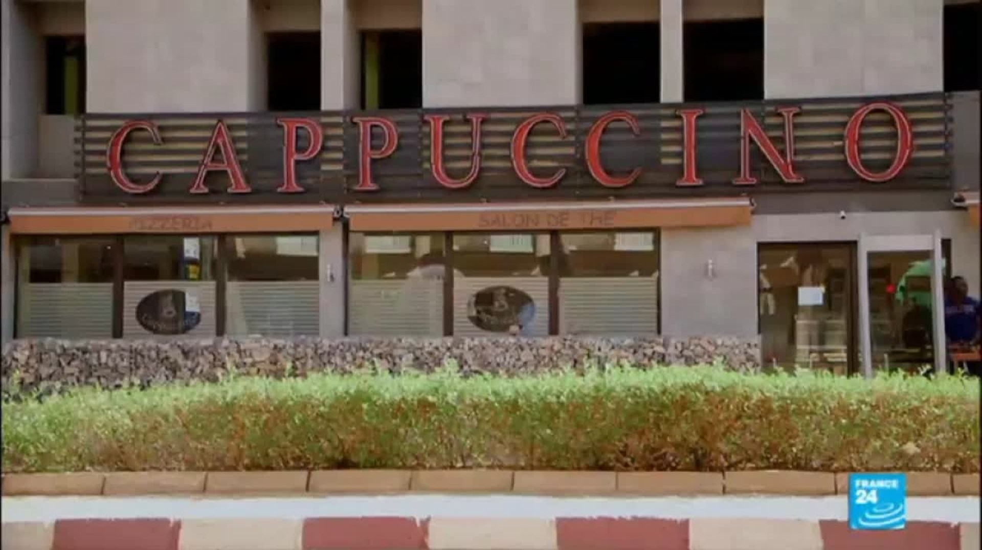 Burkina Faso : deux ans après l''attaque, le restaurant Cappuccino tente de se reconstruire Burkina Faso : deux ans après l''attaque, le restaurant Cappuccino tente de se reconstruire