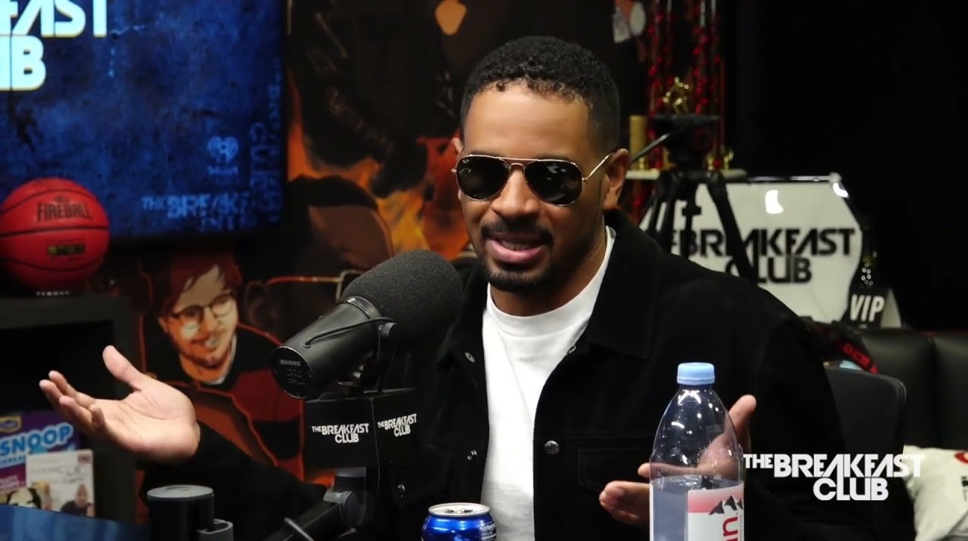 Damon Wayans Jr. On Making His Own Name, Resurgence Of Black Sitcoms, Dad's Discipline + More Damon Wayans Jr. On Making His Own Name, Resurgence Of Black Sitcoms, Dad's Discipline + More
