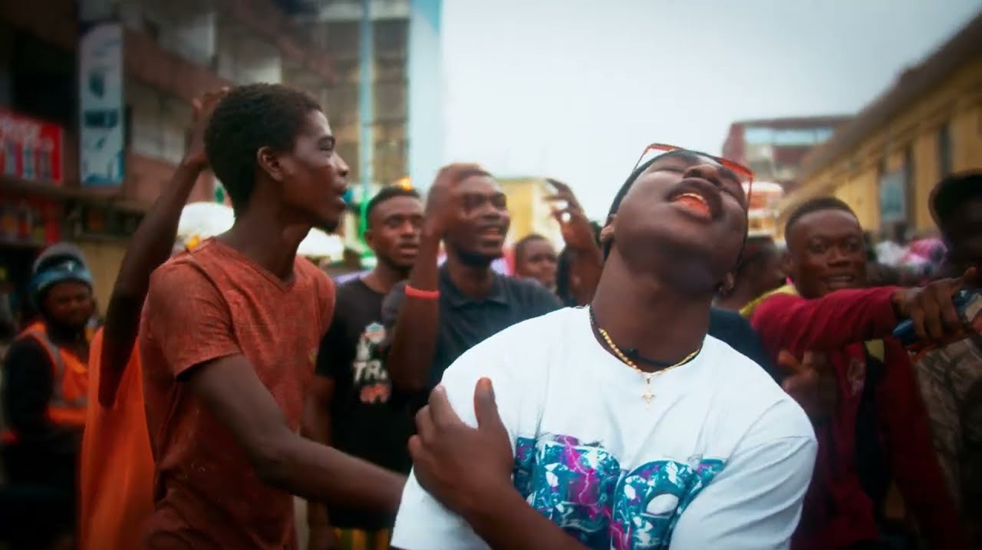 Eddie King – Pakana Thang ft Fazari X Bucky Raw (Liberian Music video 2025) Eddie King – Pakana Thang ft Fazari X Bucky Raw (Liberian Music video 2025)
