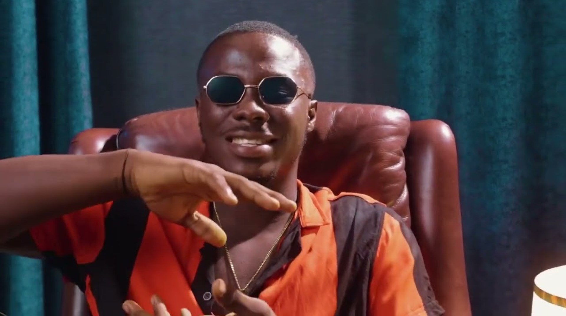 Quo'B Official – Blessings (Official Music Video) Quo'B Official – Blessings (Official Music Video)