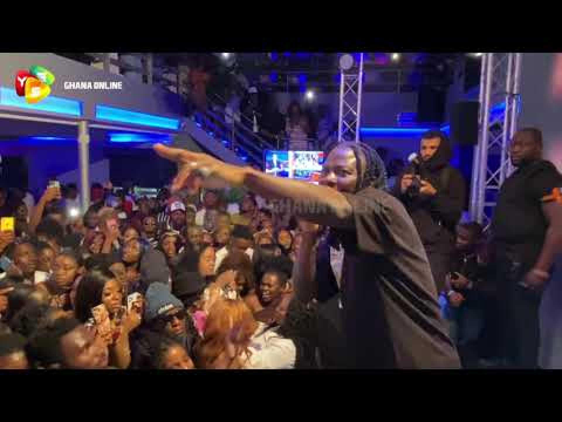 Stonebwoy Electrifies His Show At The Afro Jam Show In UK Stonebwoy Electrifies His Show At The Afro Jam Show In UK