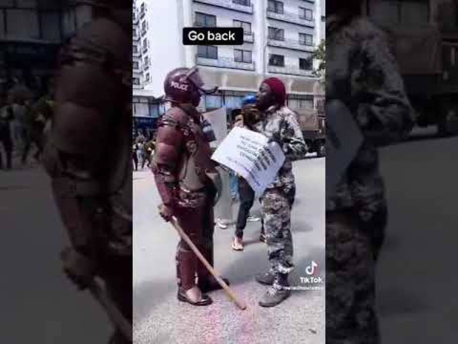 CNN inatafuta kuhoji huyu kijana #funny #treanding #comedyfilms CNN inatafuta kuhoji huyu kijana #funny #treanding #comedyfilms