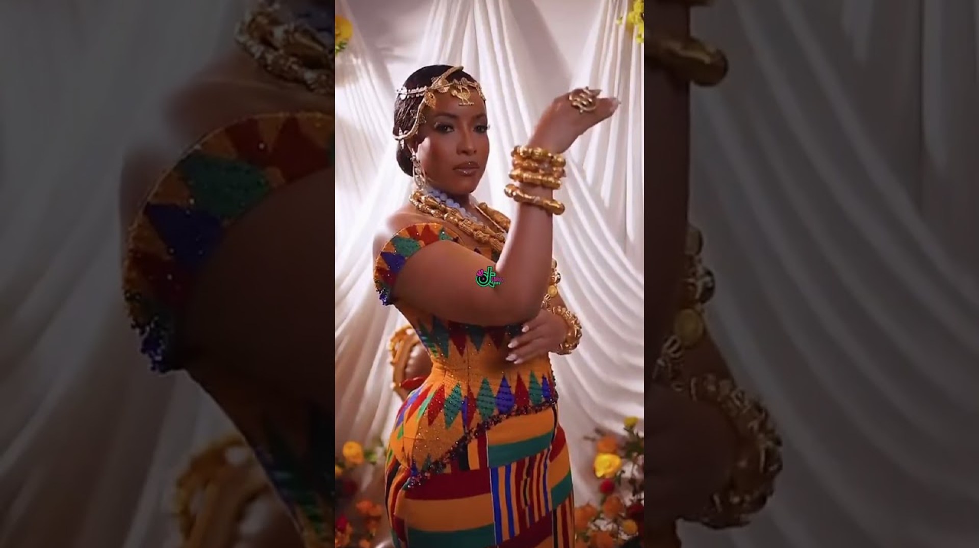 Joselyn Dumas STUNS in Traditional Kente Dress! | Shorts | 2024 Joselyn Dumas STUNS in Traditional Kente Dress! | Shorts | 2024