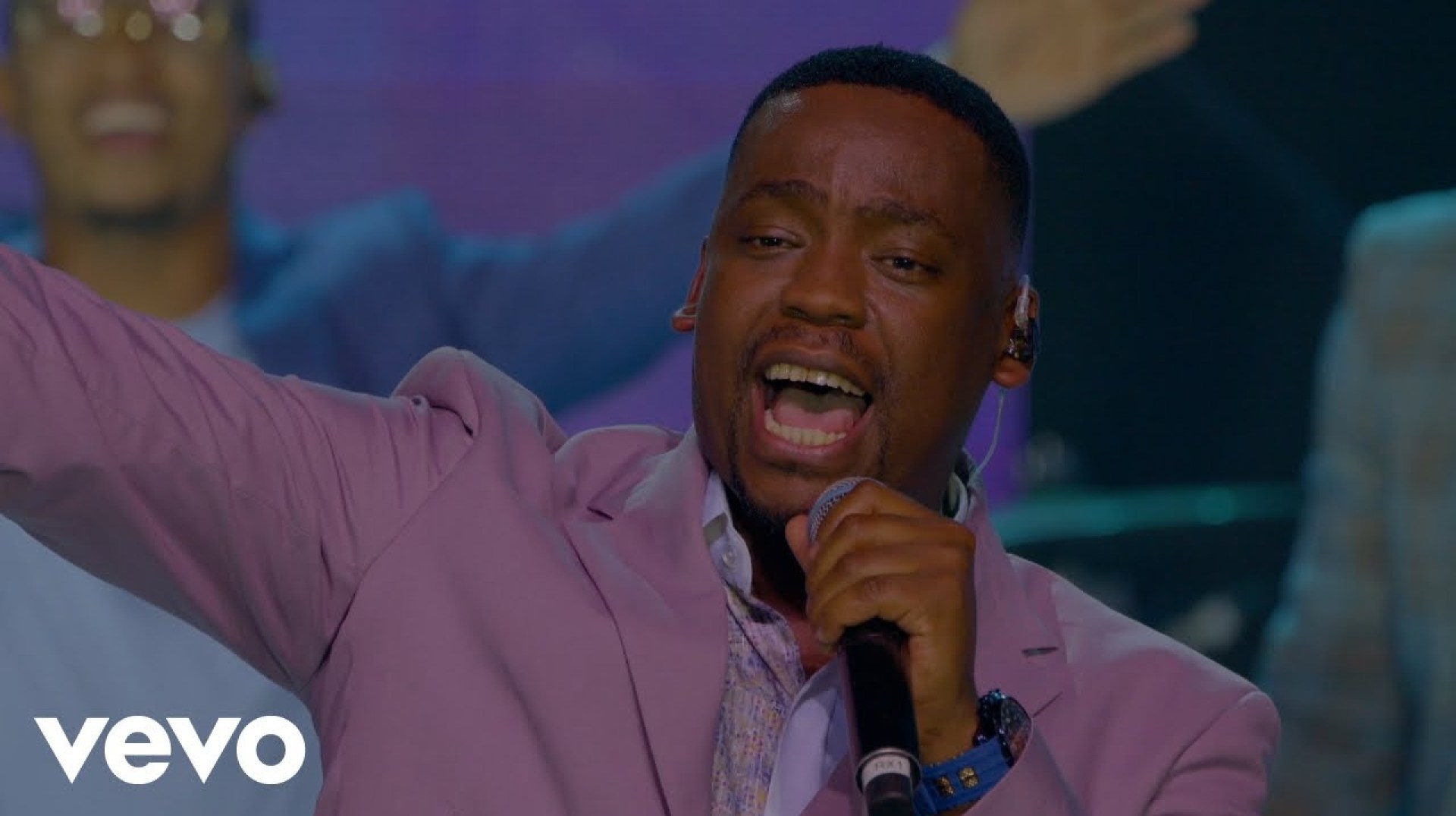 SbuNoah – Hlala nami Jesu (Live at Goshen City Church 2023) SbuNoah – Hlala nami Jesu (Live at Goshen City Church 2023)