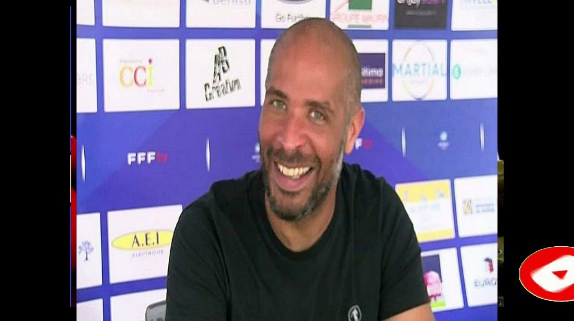 OFFICIAL:Malian Football Federation have announced the appointment of Legend Eric Sekou Chelle . OFFICIAL:Malian Football Federation have announced the appointment of Legend Eric Sekou Chelle .