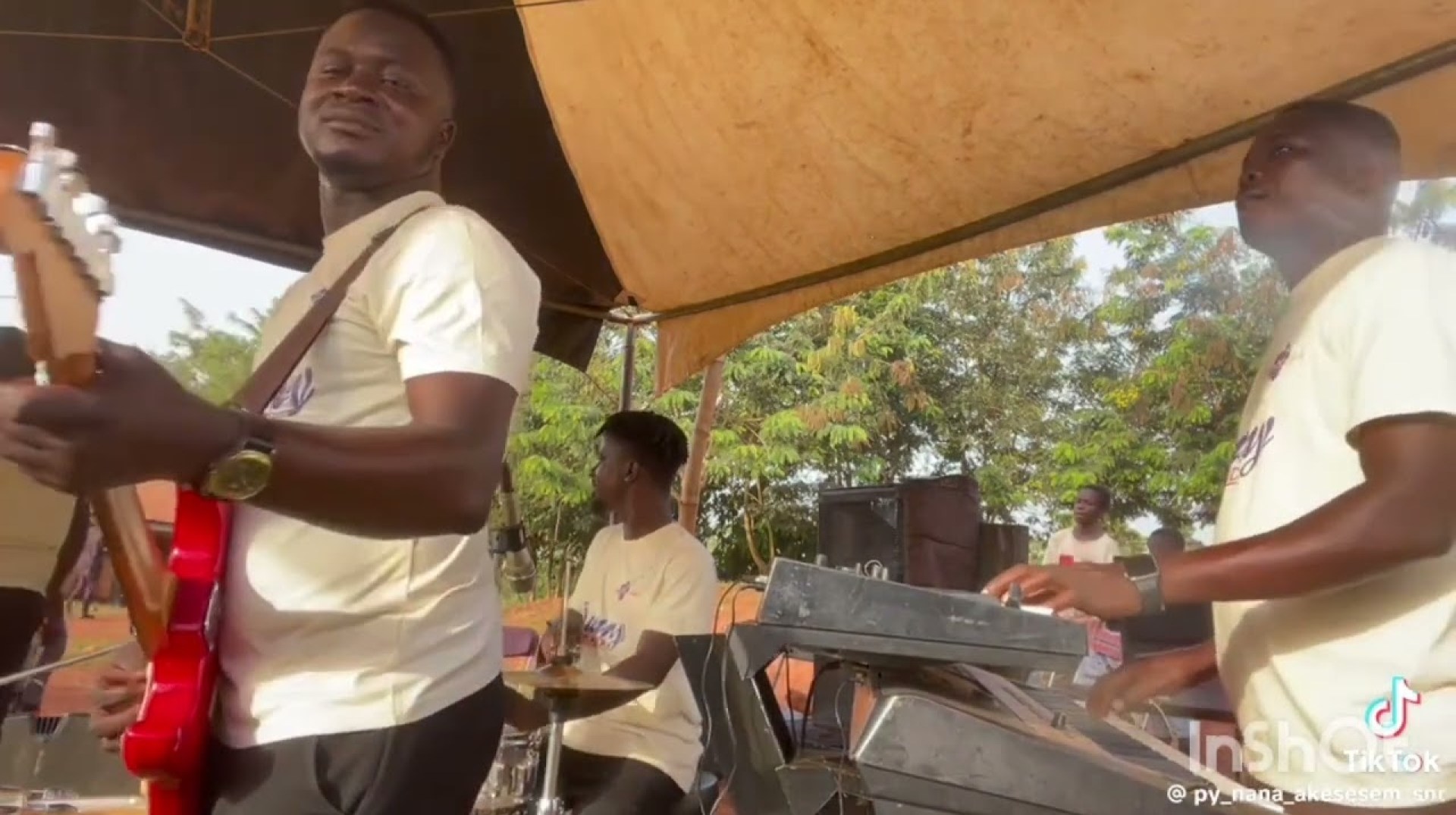 Highlife Music” Nana Tabiri Live with Ernest Opoku, Mama Esther Band. Highlife Music” Nana Tabiri Live with Ernest Opoku, Mama Esther Band.