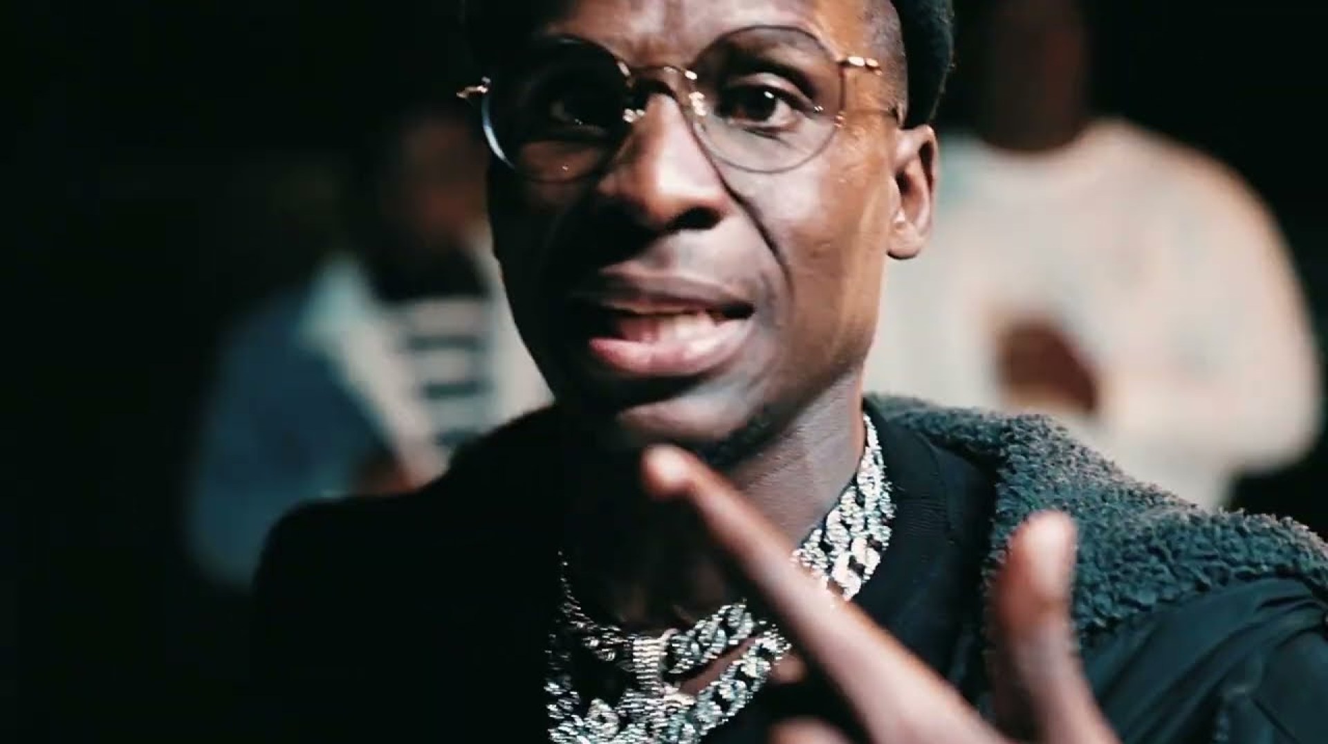 Duncan – After Tears (Official Music Video) Duncan – After Tears (Official Music Video)